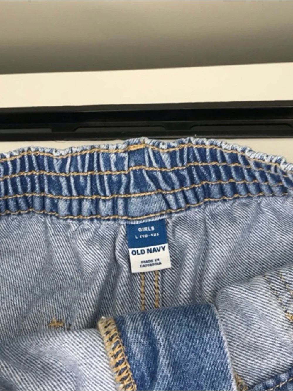 Old Navy Medium Blue Elastic-Waist Denim Shorts